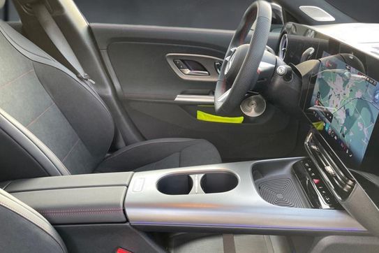 Mercedes CLA 200 AMG Line