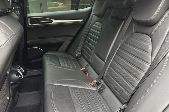 Alfa Romeo Stelvio Turbo Veloce Q4