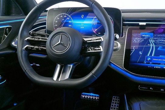 Mercedes Klasa E 220d 4-Matic AMG 9G-Tronic