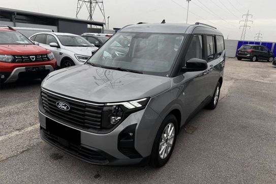 Ford Tourneo Courier Titanium