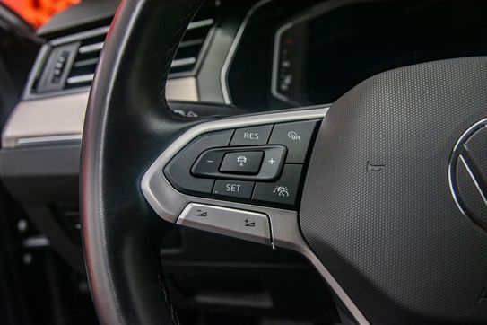 Volkswagen Passat 2.0 TSI Elegance DSG