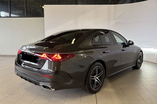 Mercedes Klasa E 220 d 4-Matic AMG