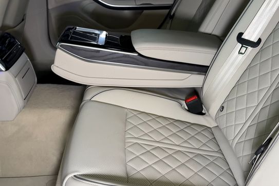 Audi A8 50 TDI quattro