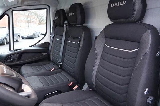 Iveco Daily 50C16 Kontener 8p Izoterma