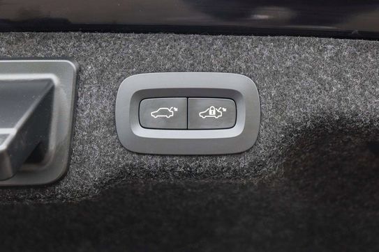 Volvo S90 T8 AWD Plug-In Hybrid Ultimate Bright