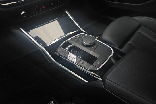 BMW Seria 3 318i