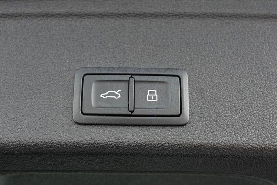 Audi A4 35 TFSI mHEV S tronic