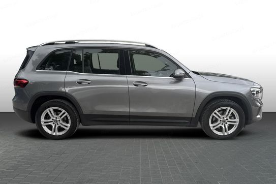 Mercedes GLB 200