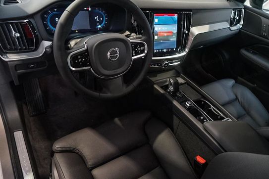 Volvo V60 Plus Dark