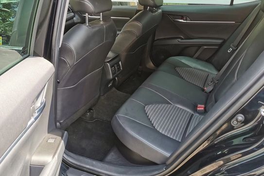 Toyota Camry 2.5 Hybrid Prestige Cvt