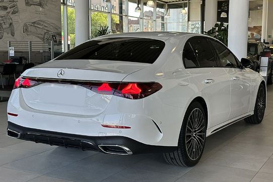 Mercedes Klasa E 220 d 4-Matic AMG
