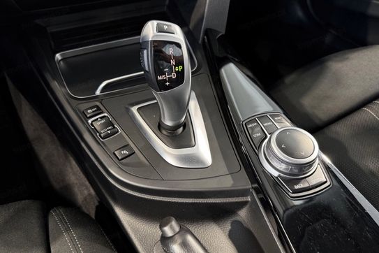 BMW Seria 3 Touring 318d