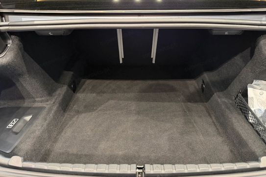 BMW Seria 8 M850i xDrive