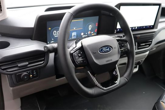 Ford Transit Custom 320 L2H1 Trail A8 AWD