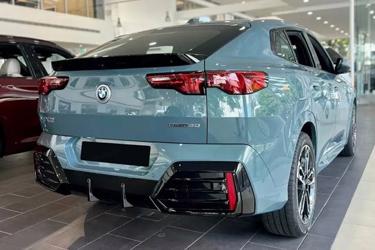 BMW iX2 eDrive20 M Sport