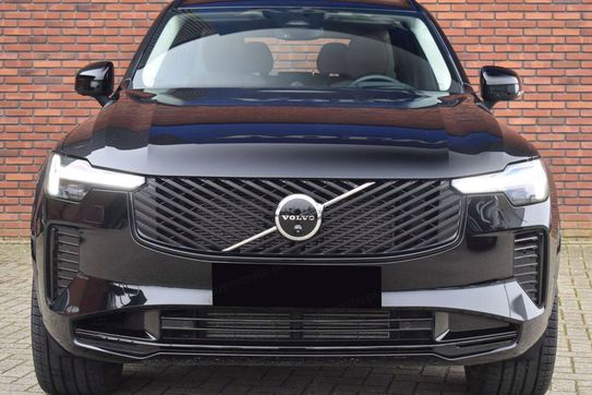 Volvo XC90 T8 AWD Plug-In Hybrid Ultra Dark 7os