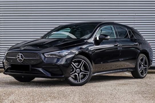 Mercedes CLA 200 AMG Line Shooting Brake