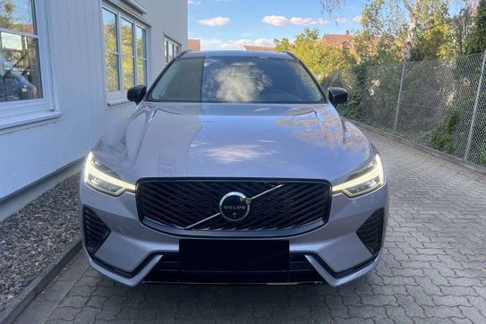 Volvo XC60 B5 B AWD Plus Dark aut