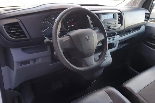 Peugeot Expert L2H1 AT