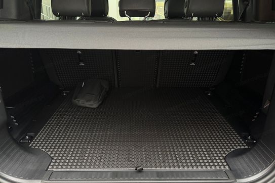 Land Rover Defender 110 Hardtop 3.0 D250 mHEV X-Dynamic