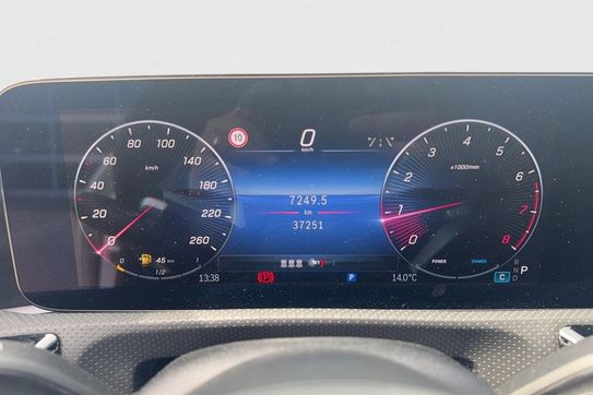 Mercedes CLA Shooting Brake 180 AMG Line