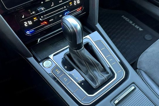 Volkswagen Arteon 2.0 TSI GPF R-Line DSG