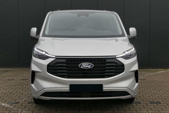 Ford Transit Custom 320 L2H1 Limited A8