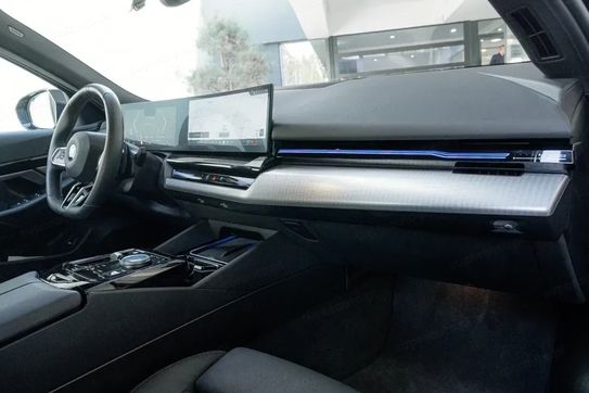 BMW Seria 5 520d M Sport