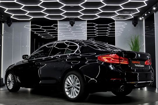 BMW Seria 5 530e iPerformance xDrive aut