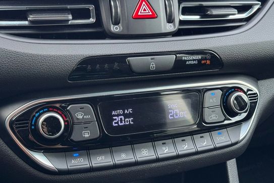 Hyundai i30 1.5 T-GDI 48V Smart