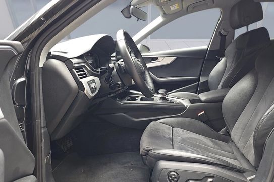 Audi A4 40 TDI quattro