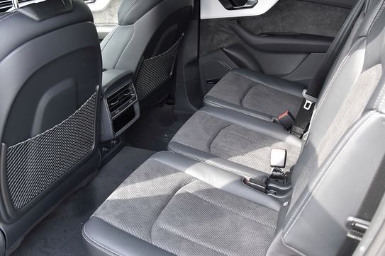 Audi Q7 50 TDI quattro S Line