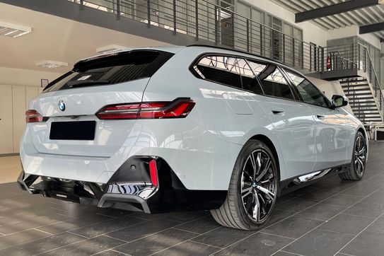 BMW Seria 5 Touring 520d xDrive M Sport