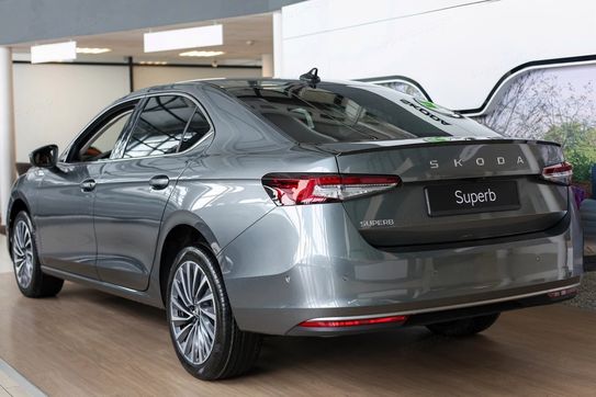 Skoda Superb L&K 2.0 TSI DSG