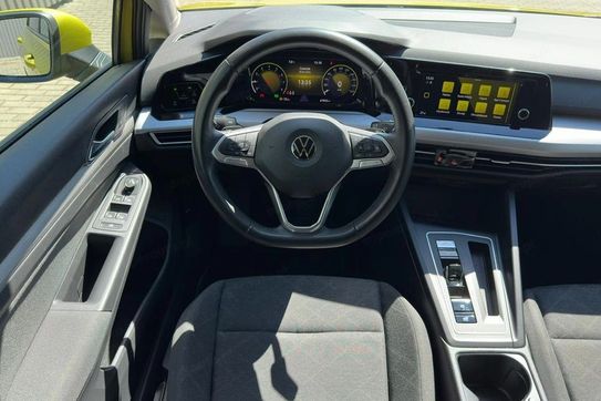 Volkswagen Golf 1.5 eTSI Life DSG