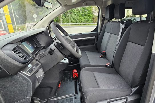 Opel Zafira Life Extra Long L2H1 Business AT8