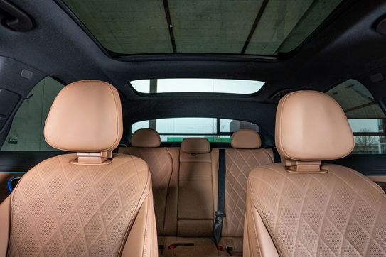 Mercedes Klasa E 220 d 4-Matic AMG