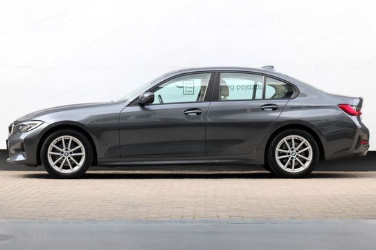 BMW Seria 3 318d Advantage aut