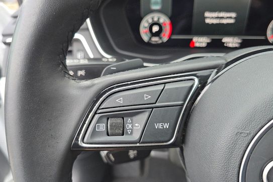 Audi A4 35 TFSI Advanced