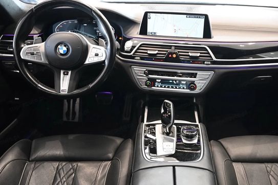 BMW Seria 7 740d xDrive