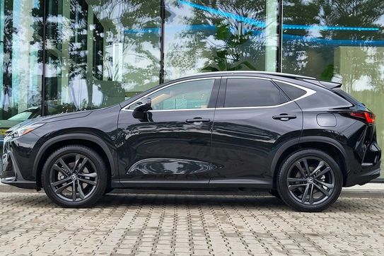 Lexus NX 450h+ Prestige AWD