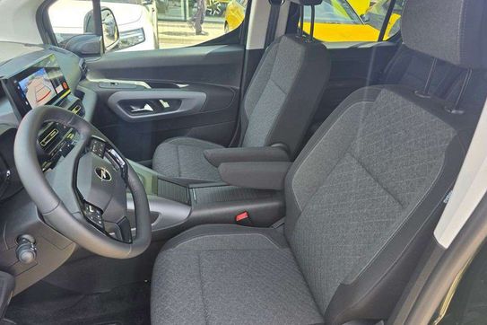 Opel Combo Kombi XL L2H1 EAT8