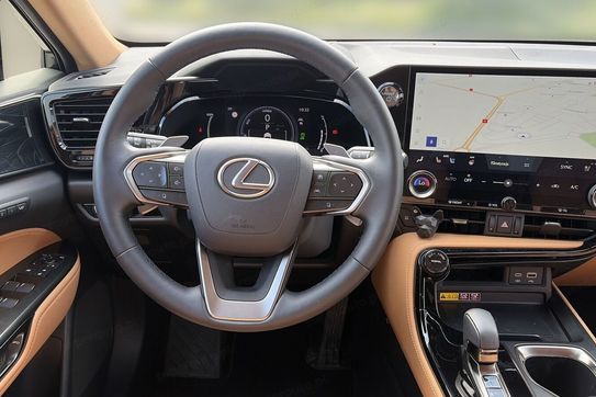 Lexus NX 450h+ Prestige AWD