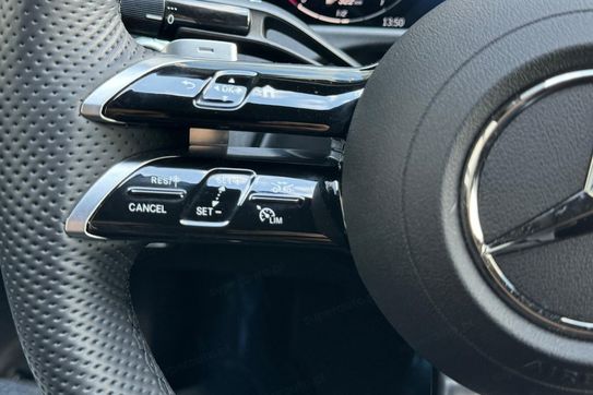 Mercedes Klasa E 300 e 4-Matic AMG