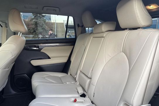 Toyota Highlander 2.5 Hybrid