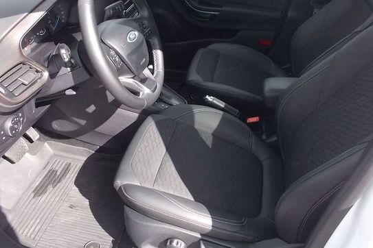Ford Puma EcoBoost Titanium PowerShift