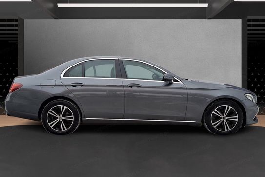 Mercedes E Klasa 220 d 4MATIC