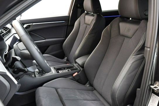 Audi Q3 40 TFSI quattro S tronic