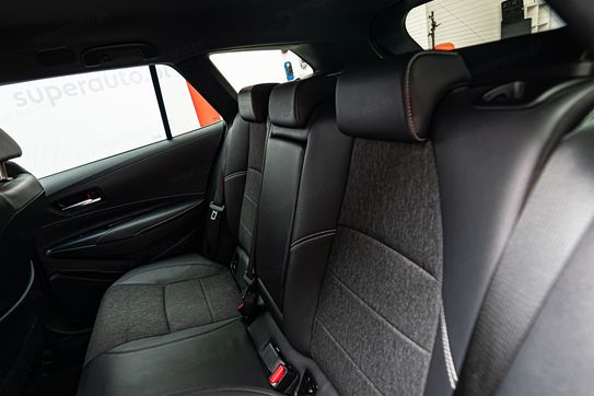 Toyota Corolla 1.8 Hybrid Style