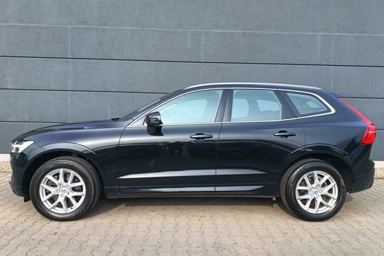 Volvo XC60 T4 Momentum Pro